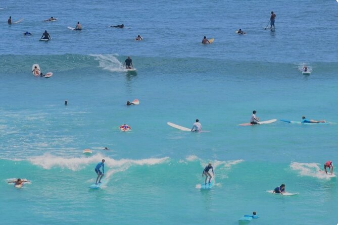 Surf lessons for beginners in Waikiki - Why Waikiki Works for Beginner Lessons