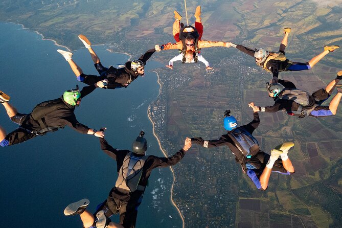 Tandem Skydiving with GoJump in Hawaii - The 50-second freefall: where fear turns into adrenaline