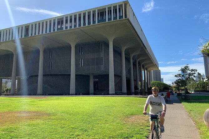 "Tour de Honolulu" Foodie Bike Tour - Stop-by-stop: the route from historic Honolulu to Kaka’ako’s future