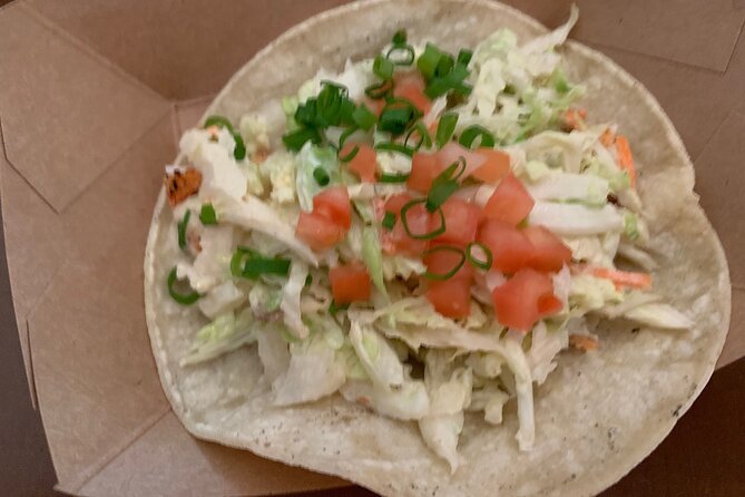 "Tour de Honolulu" Foodie Bike Tour - Starting at Kuhio Beach: where your ride sets the tone