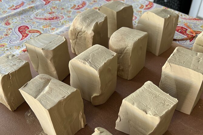 Two-hours handmade ceramic class, make your own souvenir Honolulu - What you’ll make: mug or bowl you’ll use at home