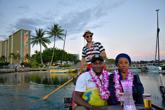Valentine's Private Gondola Cruise in Waikiki with Drinks, Pastry - How the cruise timing works: 45 minutes by day, about an hour at sunset