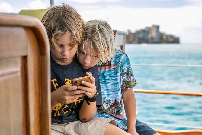 Vida Mia Morning Coffee Cruise - How Long It Takes and What That Means for Your Waikiki Day
