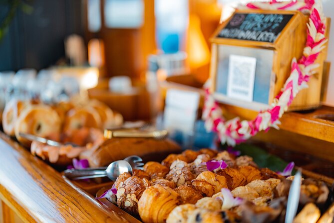 Vida Mia Morning Coffee Cruise - Coffee and Breakfast That Make This More Than a Boat Ride
