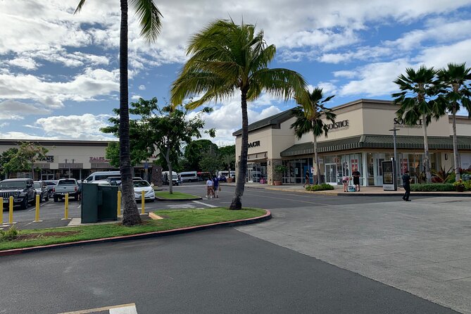 Waikele Outlet Shopping Shuttle - The driver factor: why the ride itself earns 5-star vibes