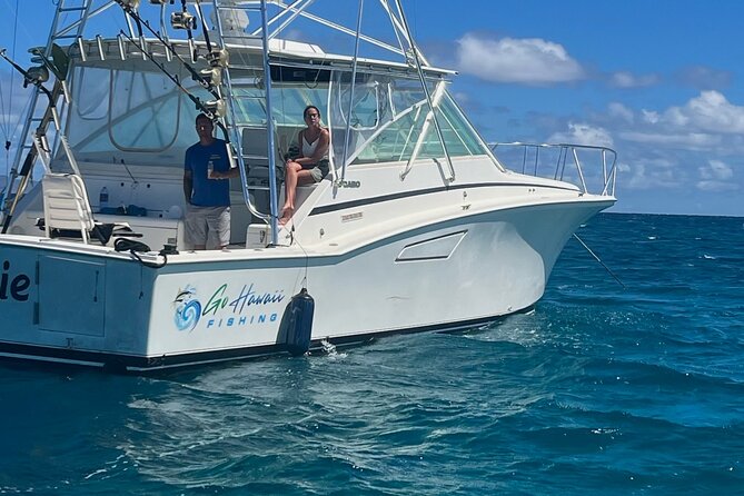 Waikiki Deep Sea Fishing Charter from Oahu - Waikiki Beach stop and the South/West Oahu coastline views