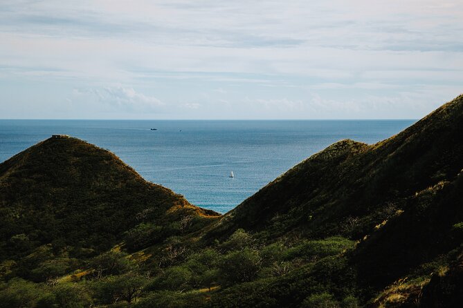 Waikiki Electric Bike Tour Self Guided: Diamond Head Bike & Hike - What to Bring: Sunscreen, Water, Shoes, Towel