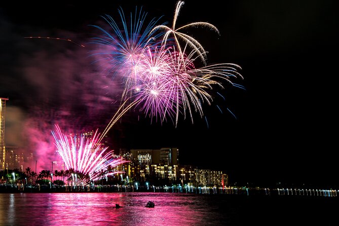 Waikiki Friday Firework Catamaran Tour - FAQ