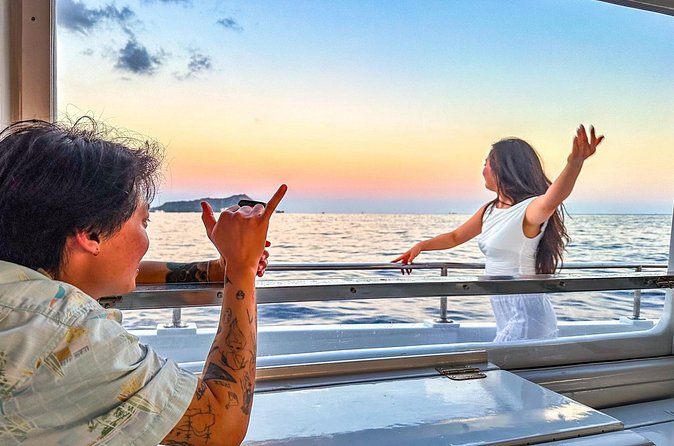 Waikiki Friday Fireworks Boat Cruise from Oahu - Where to sit: upper deck for views, lower cabin for comfort