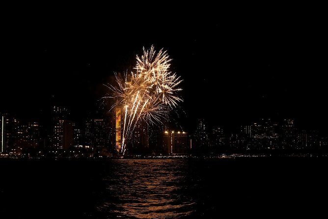 Waikiki Friday Fireworks Boat Cruise from Oahu - The 2-hour evening: sunset cruising, Diamond Head photos, fireworks focus