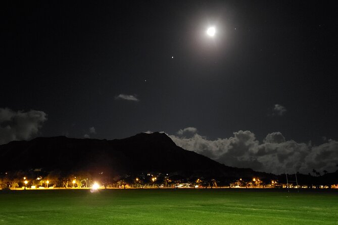 Waikiki Night Marchers Ghost Tour - Night in Waikiki: what this ghost tour really is