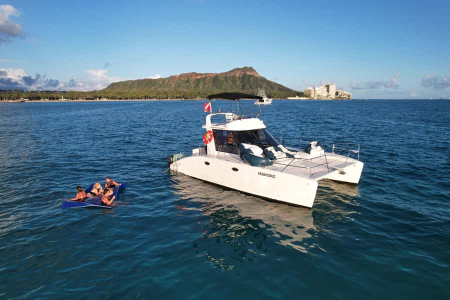 Waikiki: Sea Turtle Snorkeling, Small Group Boat Tour - Turtle Canyon in Waikiki: where the sea turtles come up