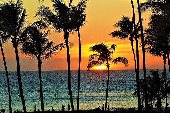 Waikiki Sunset Cocktail Cruise - Hilton Hawaiian Village - Timing that works: short and scenic without dragging
