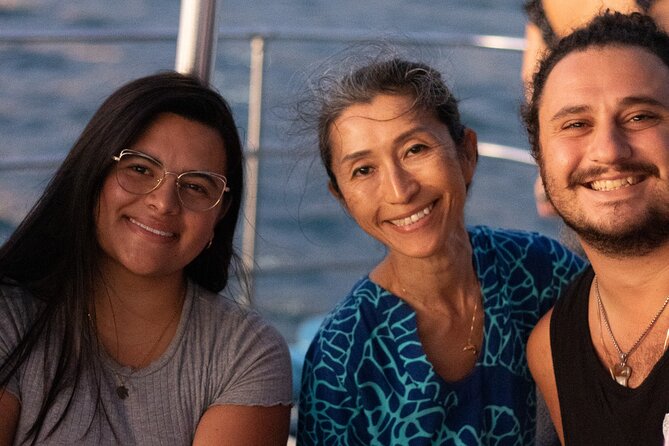 Waikiki Sunset Cruise Catamaran Boat Tour on Oahu - What to bring (so you’re comfortable from harbor to horizon)