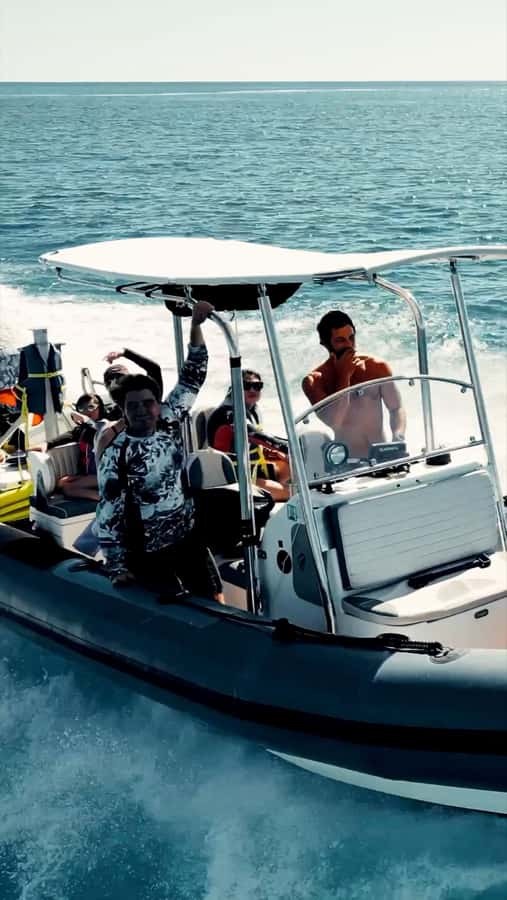 Waikiki: Turtle Canyon Snorkel Tour with Small Group - Finding the boat at Kewalo Basin Harbor (and what to expect when you arrive)