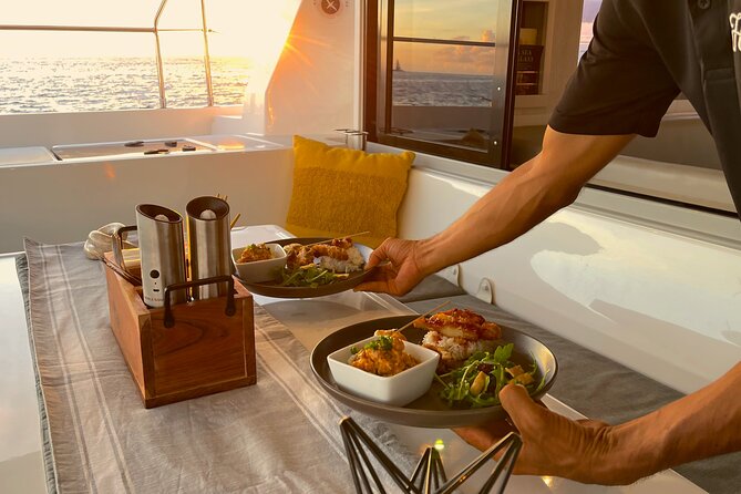 Waikiki's Premier Small Group Sunset Yacht + Tasting - Diamond Head (Leahi) on the Way Out: What to Watch for