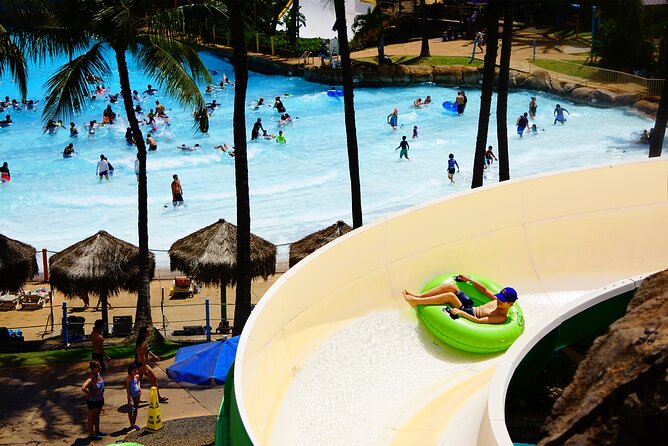 Wet 'n' Wild Waterpark Admission Ticket w/ Waikiki Transportation - How crowded will it feel? The line reality