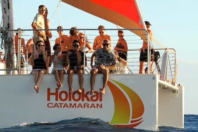 Whale Watching Sail in Honolulu with Open Bar - Whale sightings, the free return sail, and managing expectations