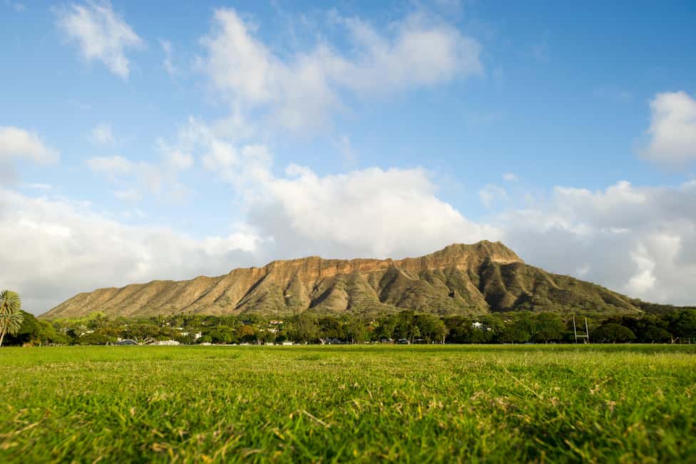 （2nd)Diamond Head Hike w/ Malasada Starts at 7:00 a.m. - Leonard’s Malasada: A Local Favorite That Can Also Be a Timing Test